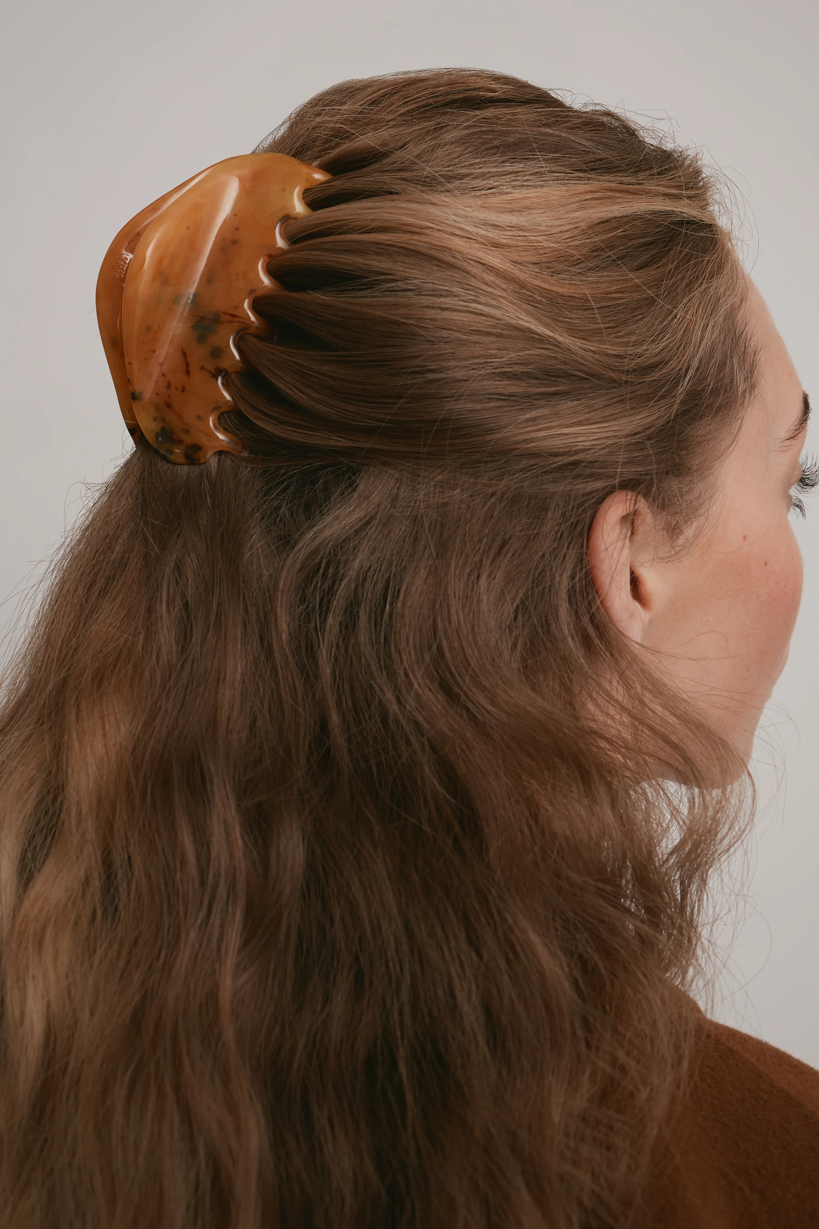 Bleecker Claw Clip - Image 8