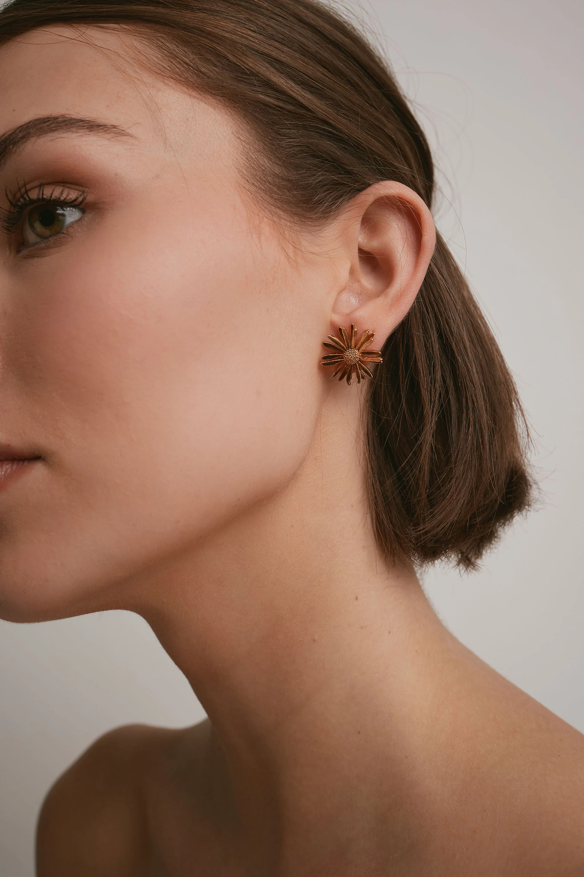 Daisy Stud Earrings - Image 5