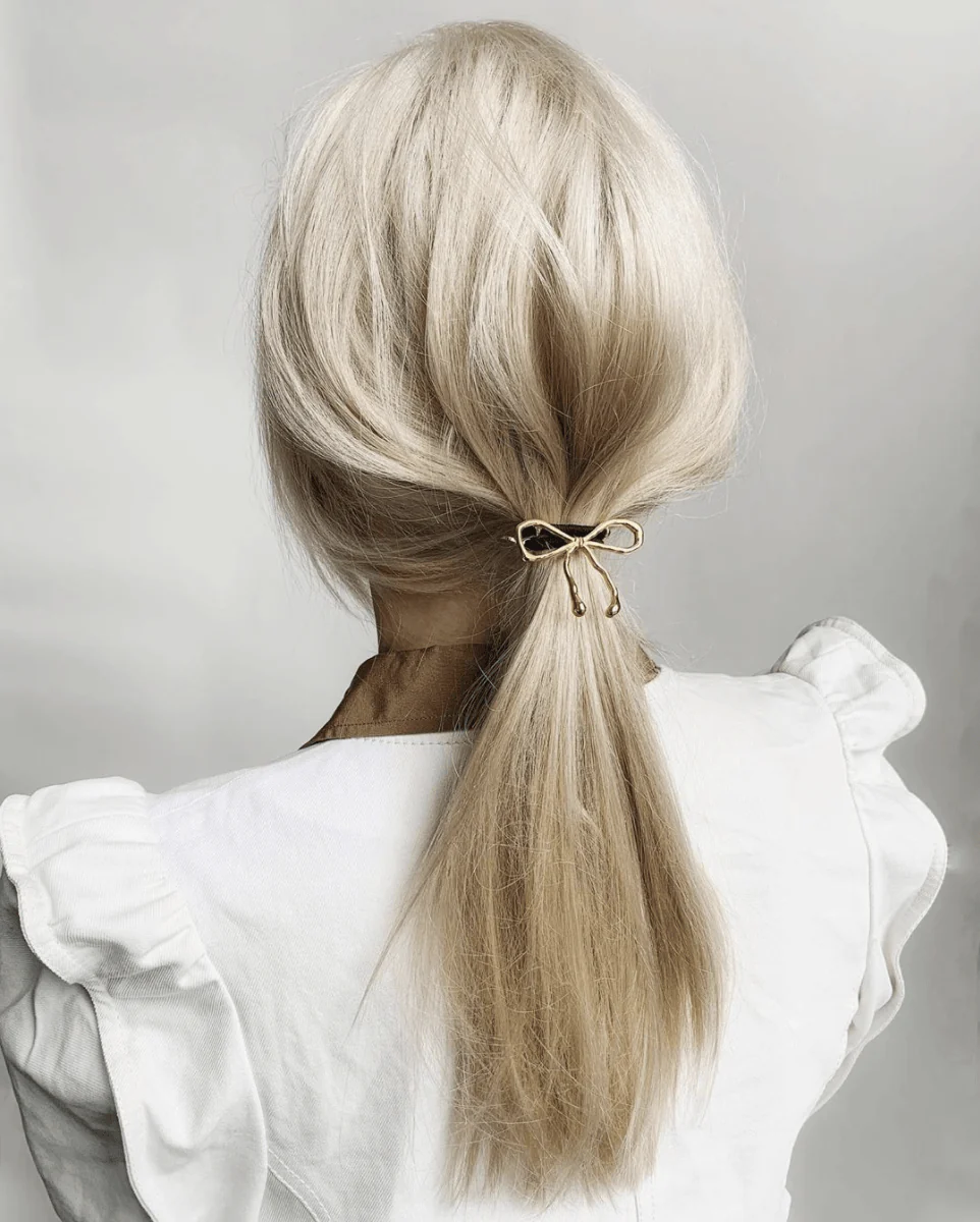 Glossy Bow Pony - Image 2