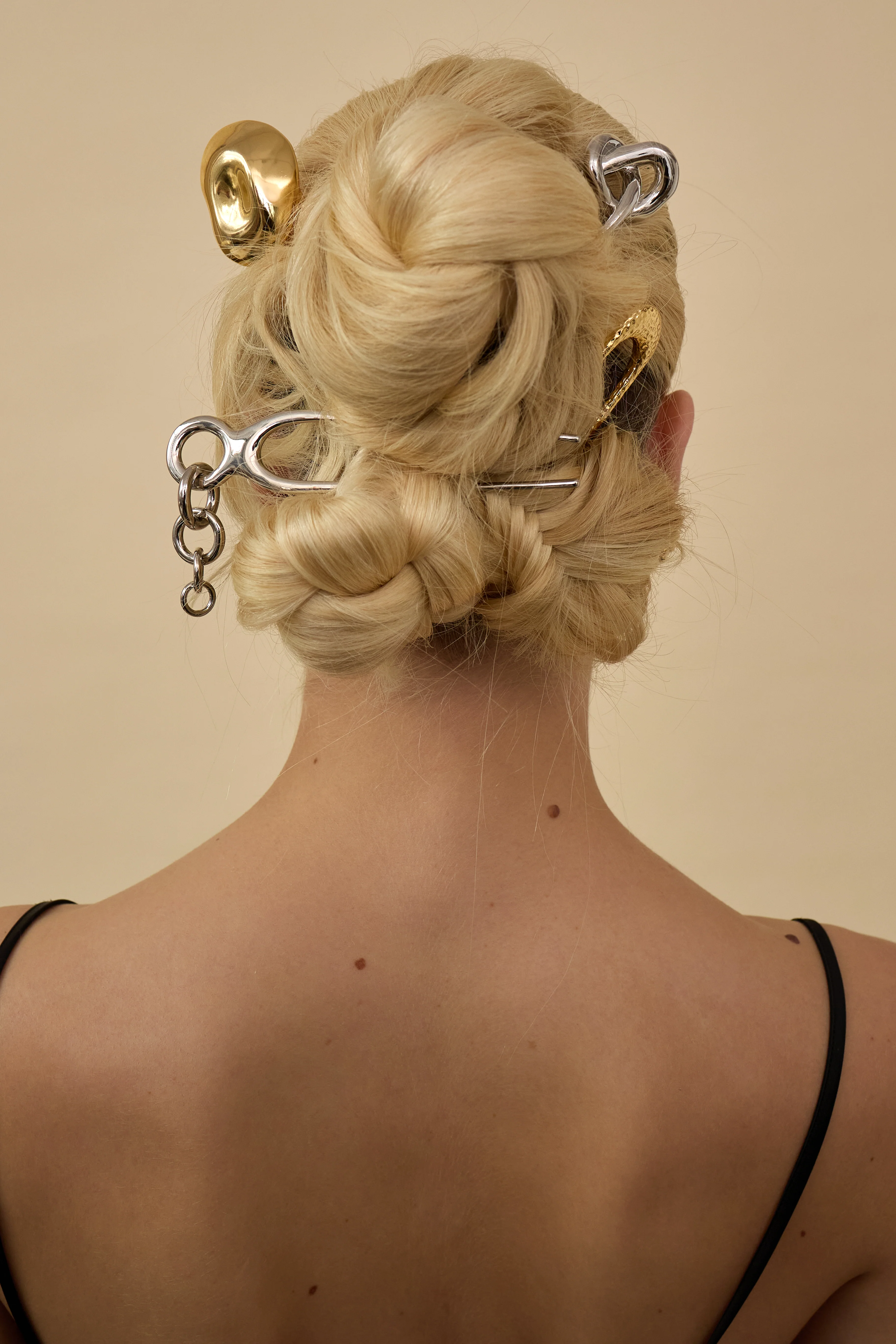 Glossy Knot French Pin - Image 3