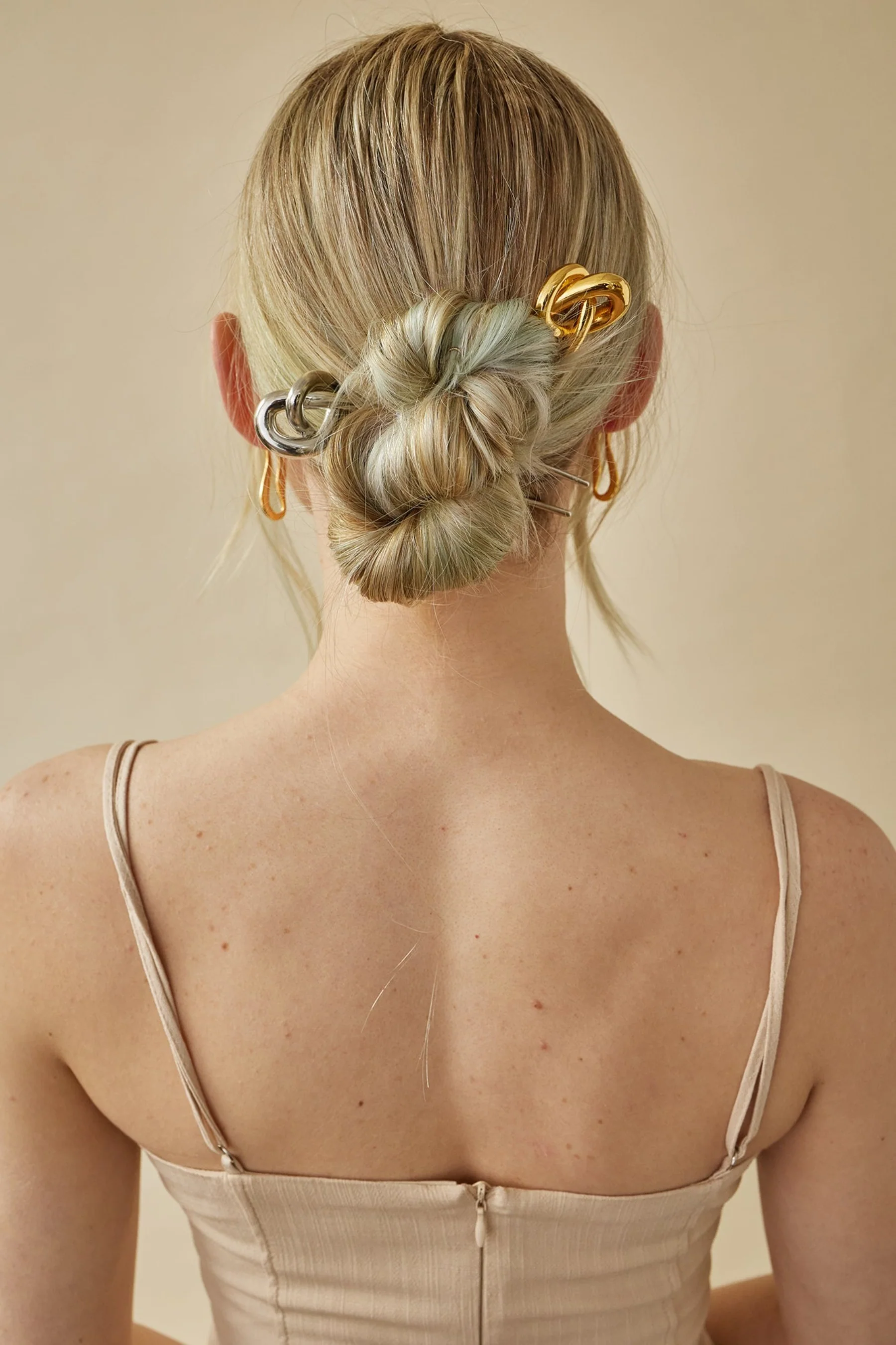 Glossy Knot French Pin - Image 9