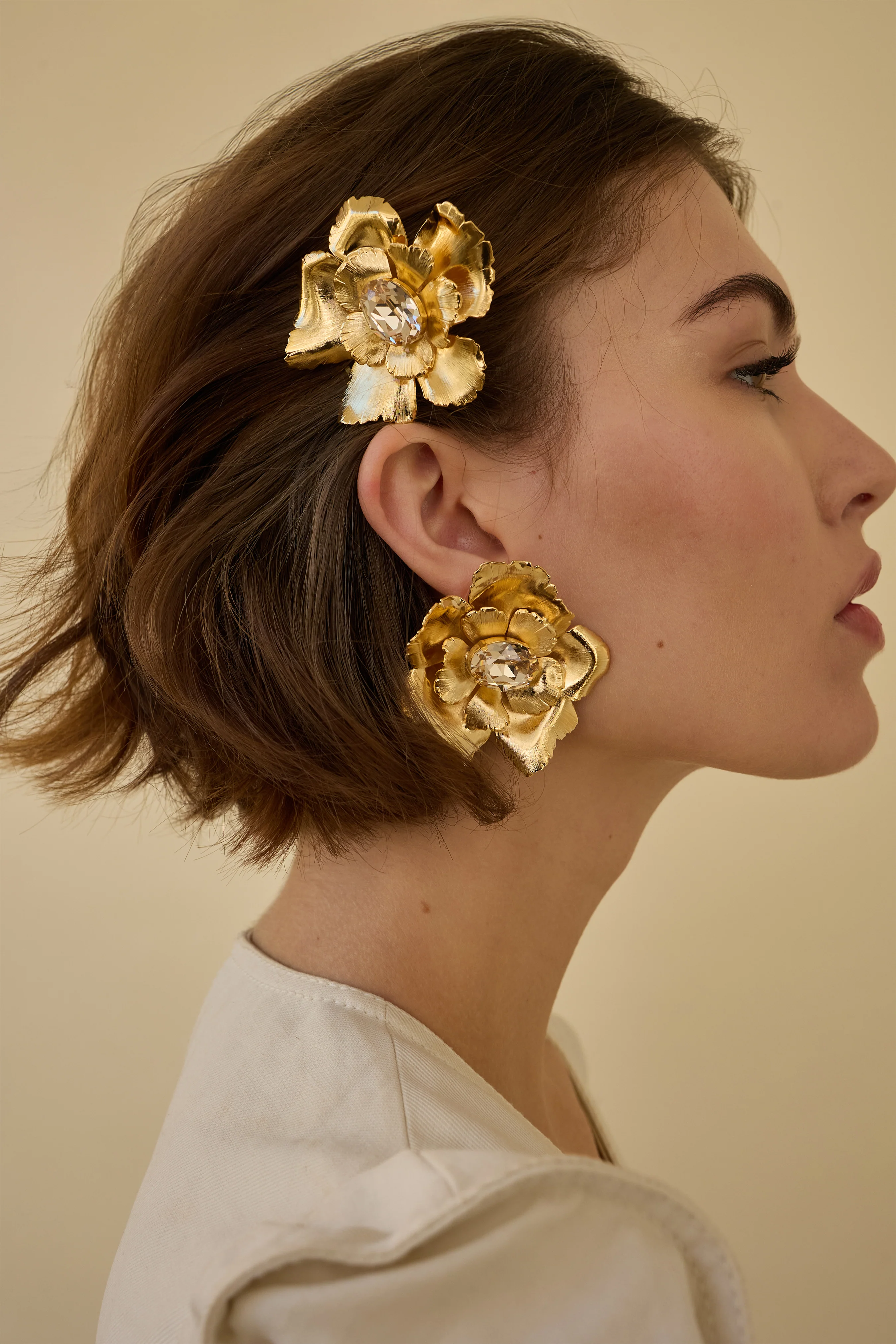 Jasmine Floral Crystal Comb - Image 4