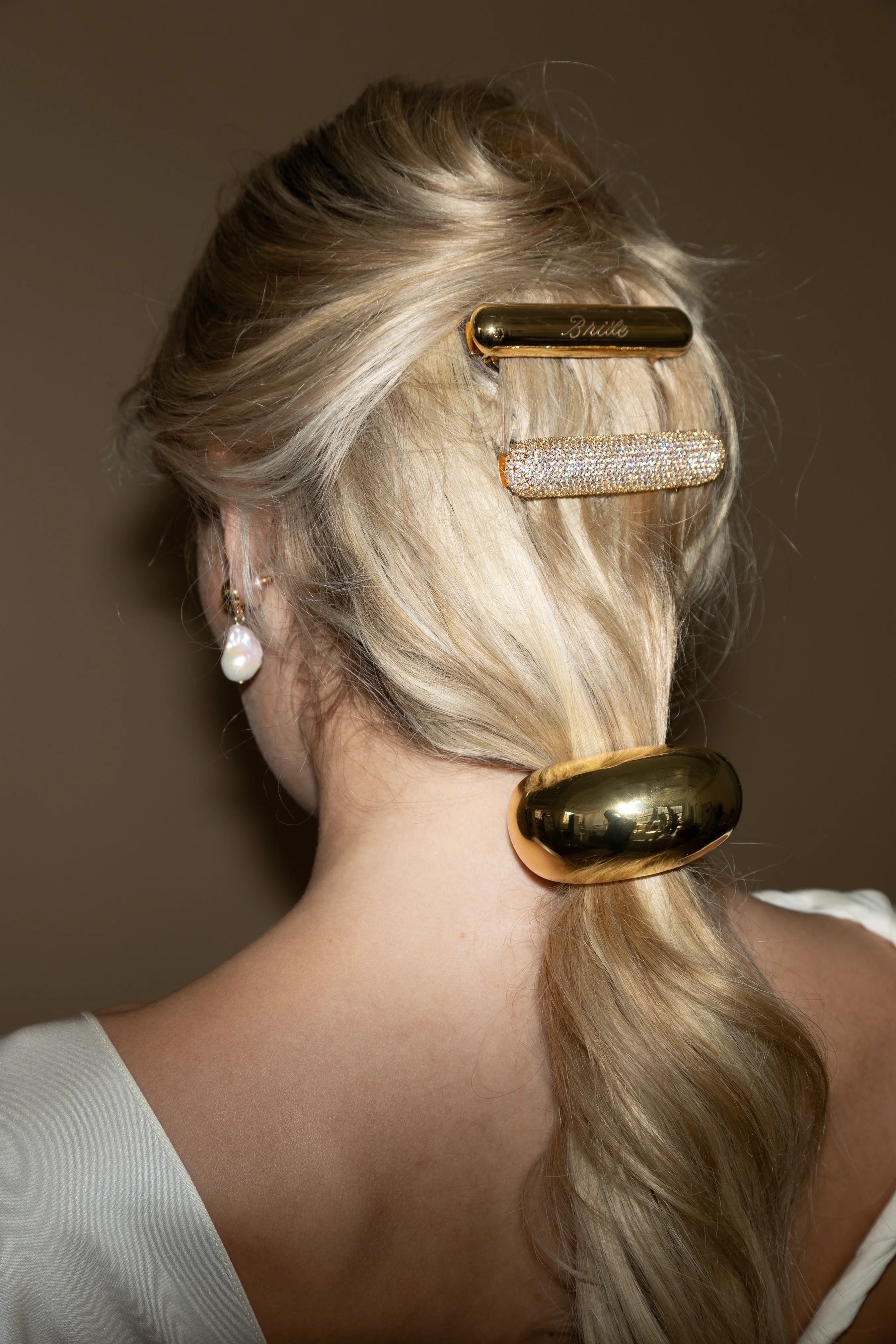 T3 x Lelet NY Crystal Pave Bar Barrette - Image 3
