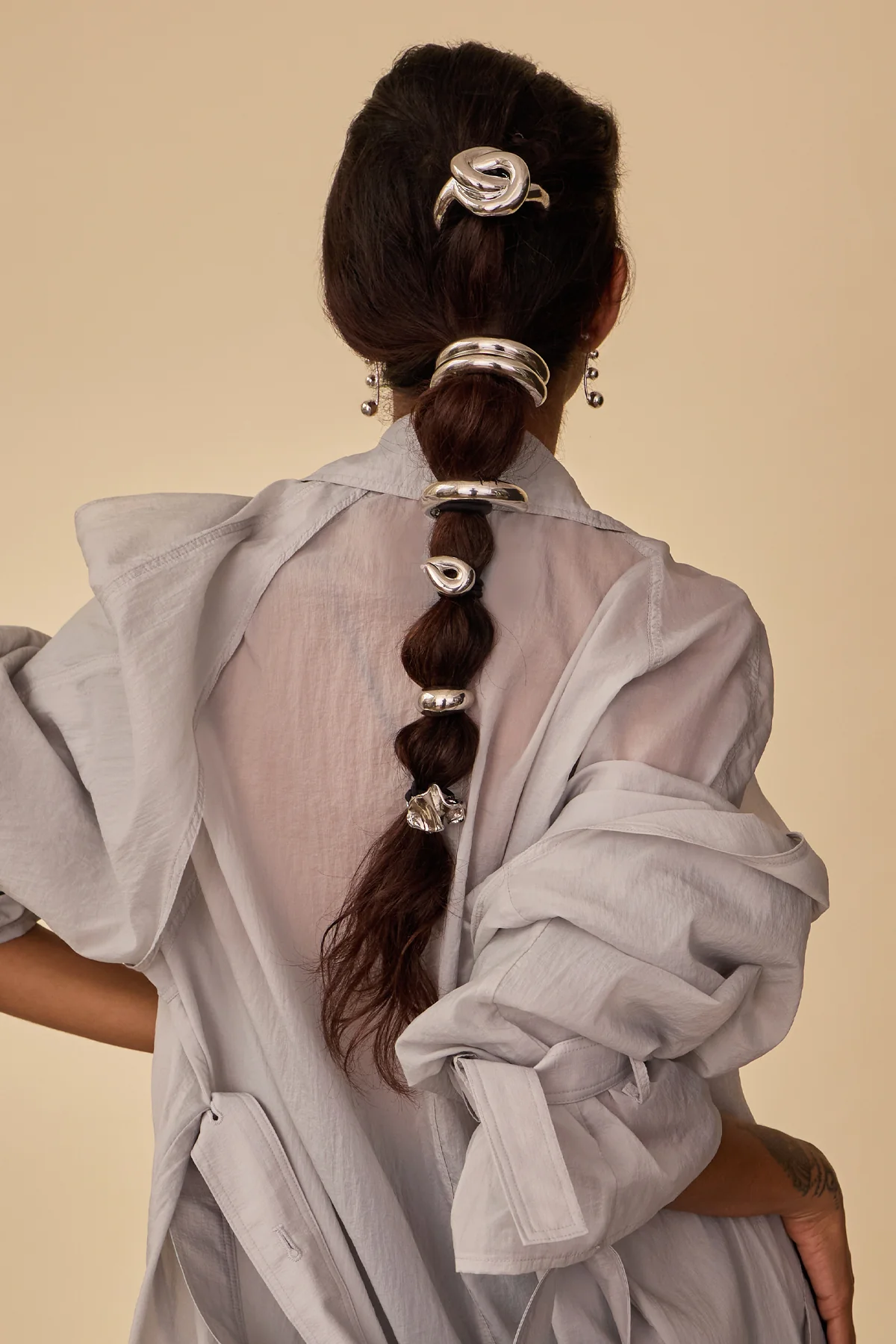 Petite Glossy Double Arch Pony - Image 3