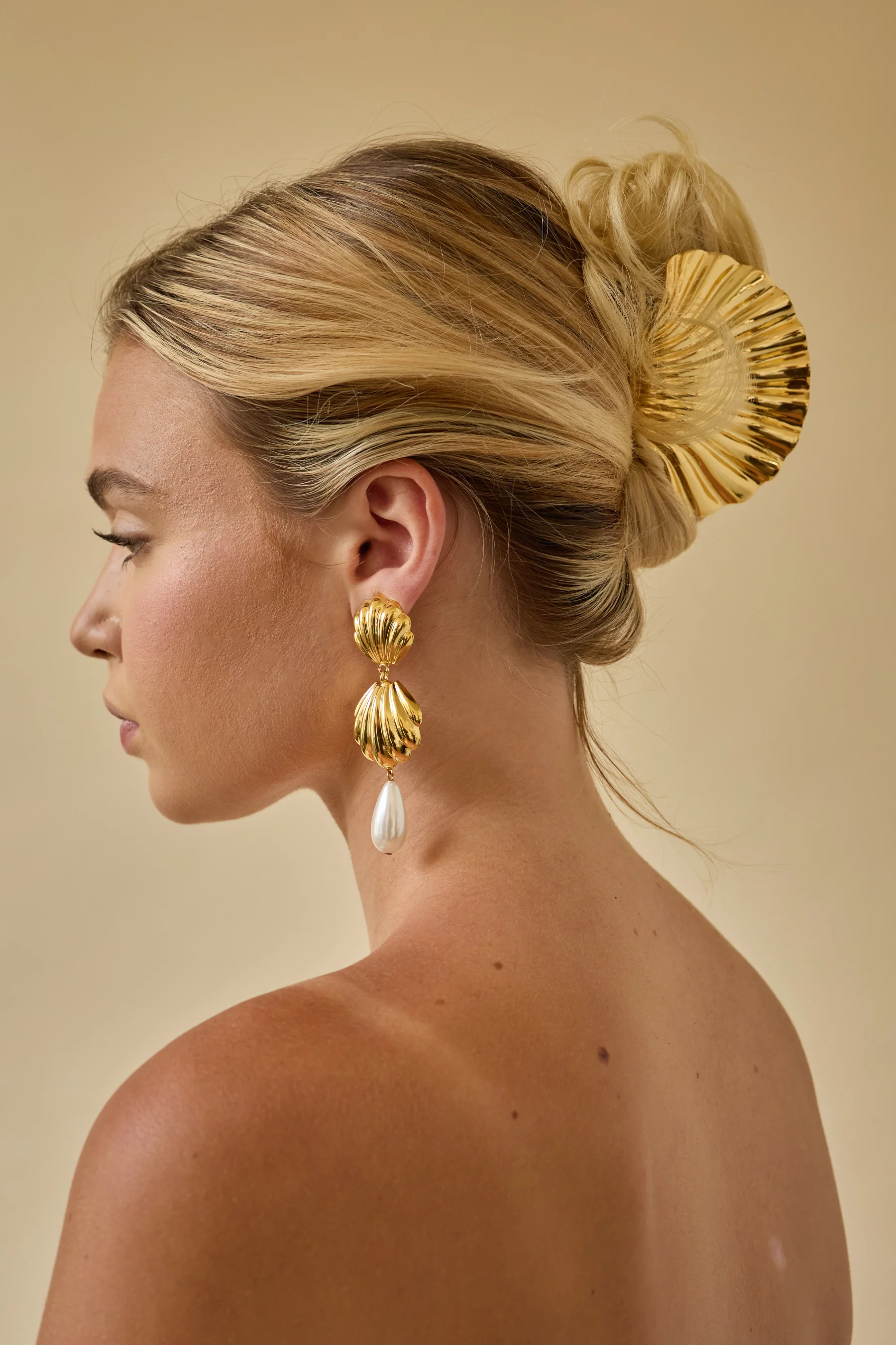 Serena Pearl Earrings - Image 2