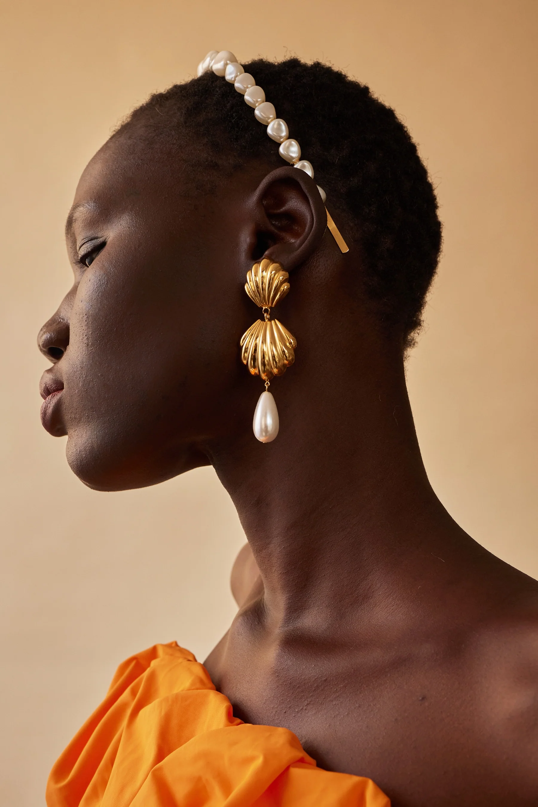Serena Pearl Earrings - Image 6