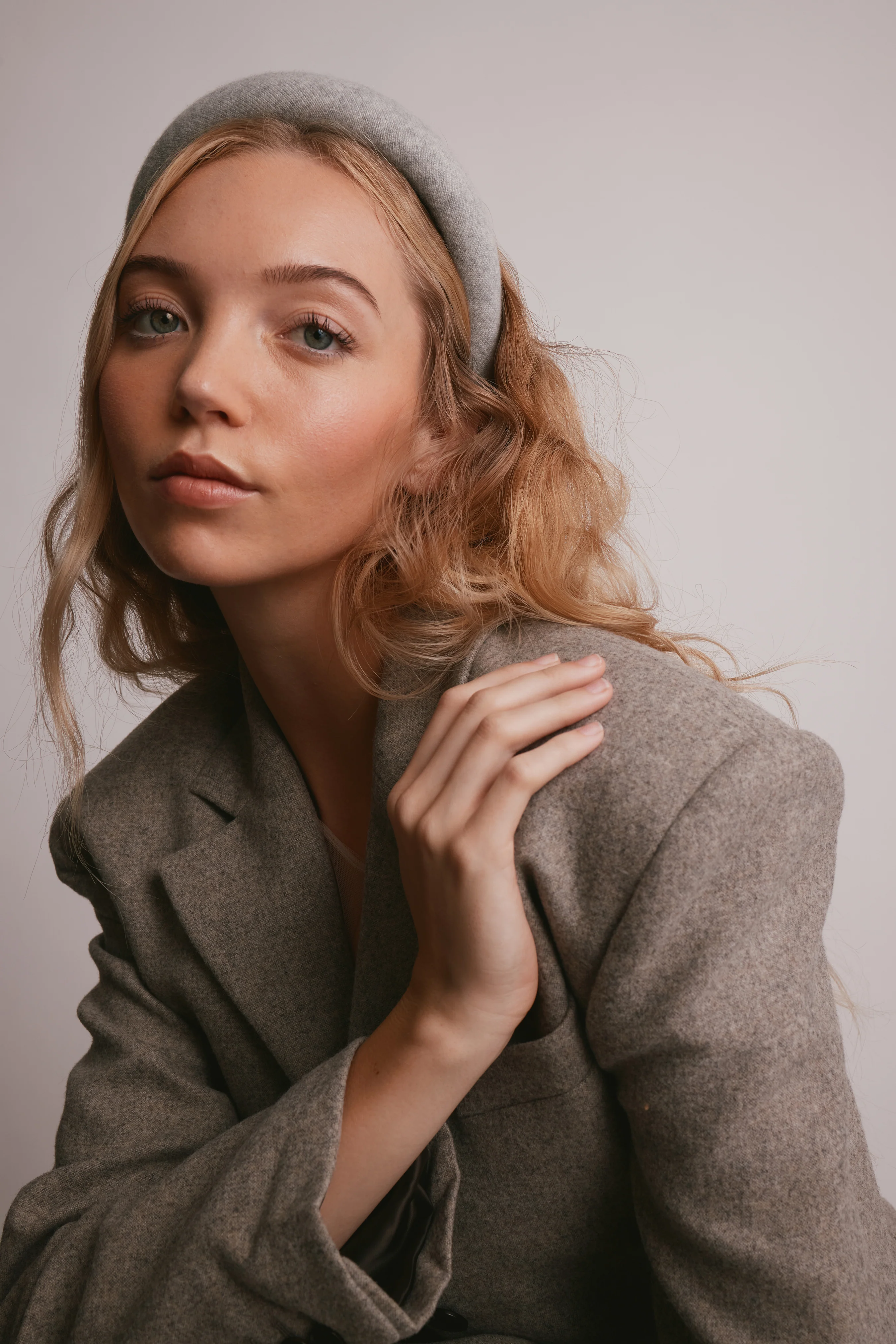 Simone Cashmere Padded Headband - Image 2