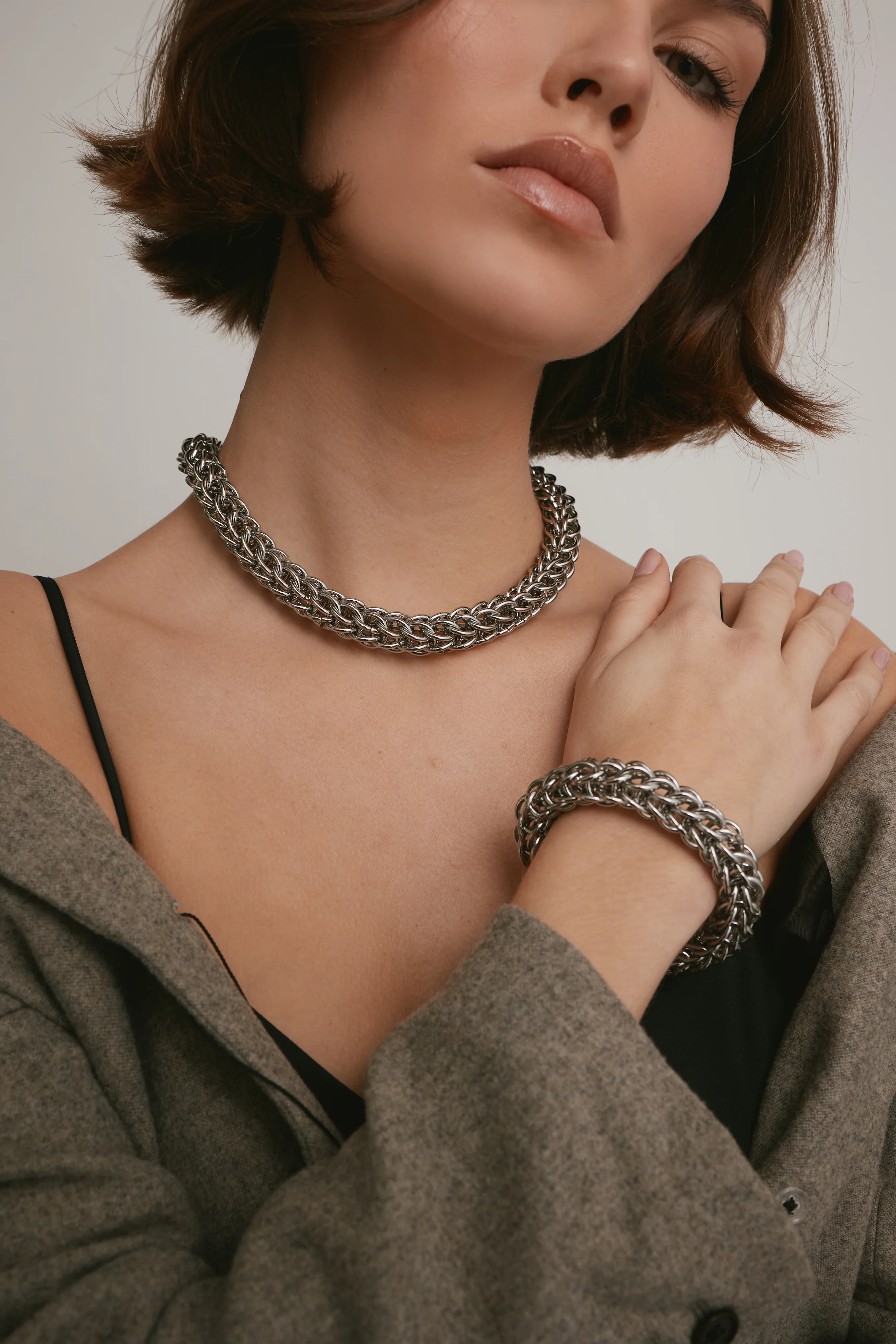 Simone Chain Bracelet - Image 2
