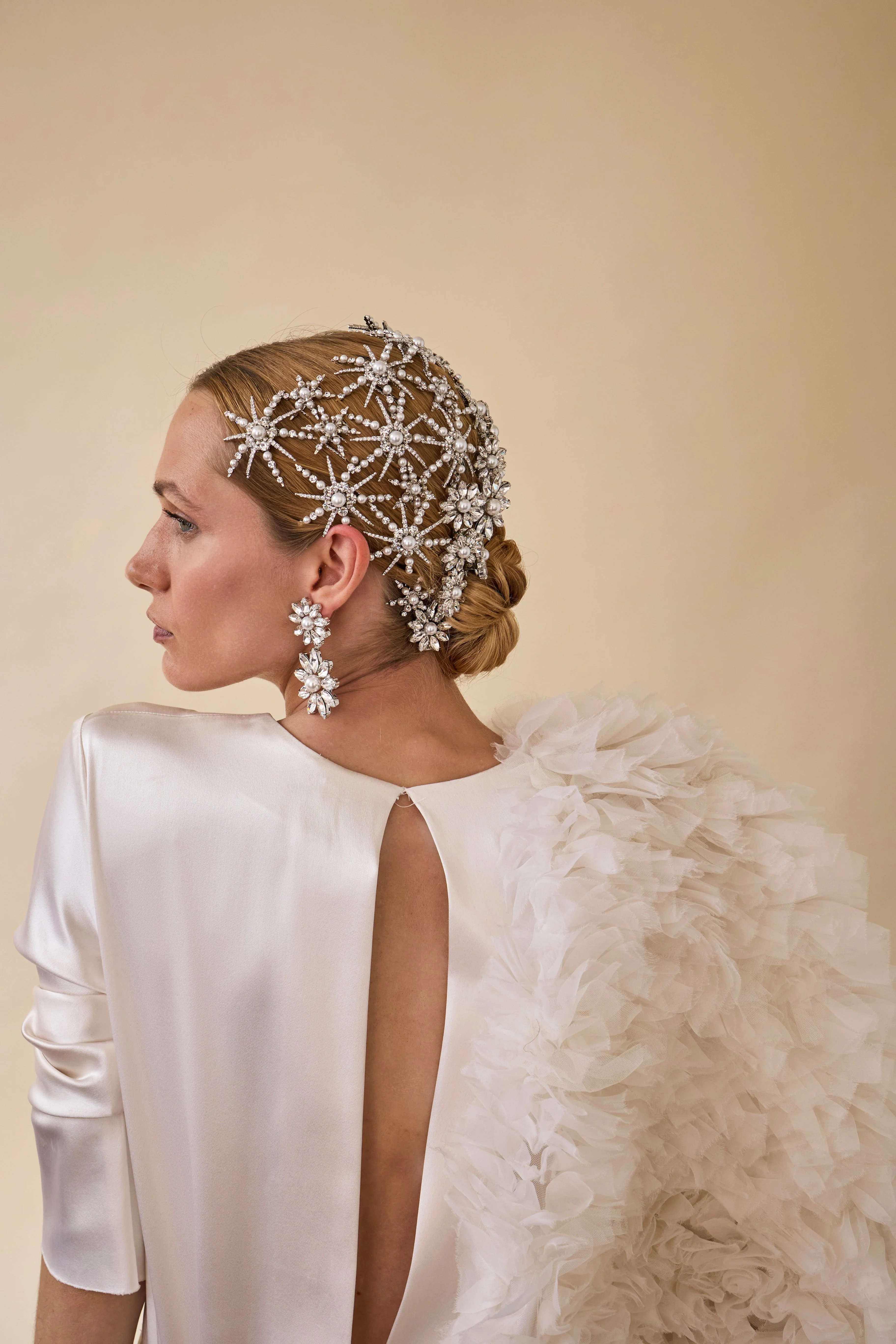 Starlet Pearl and Crystal Petite Comb - Image 5