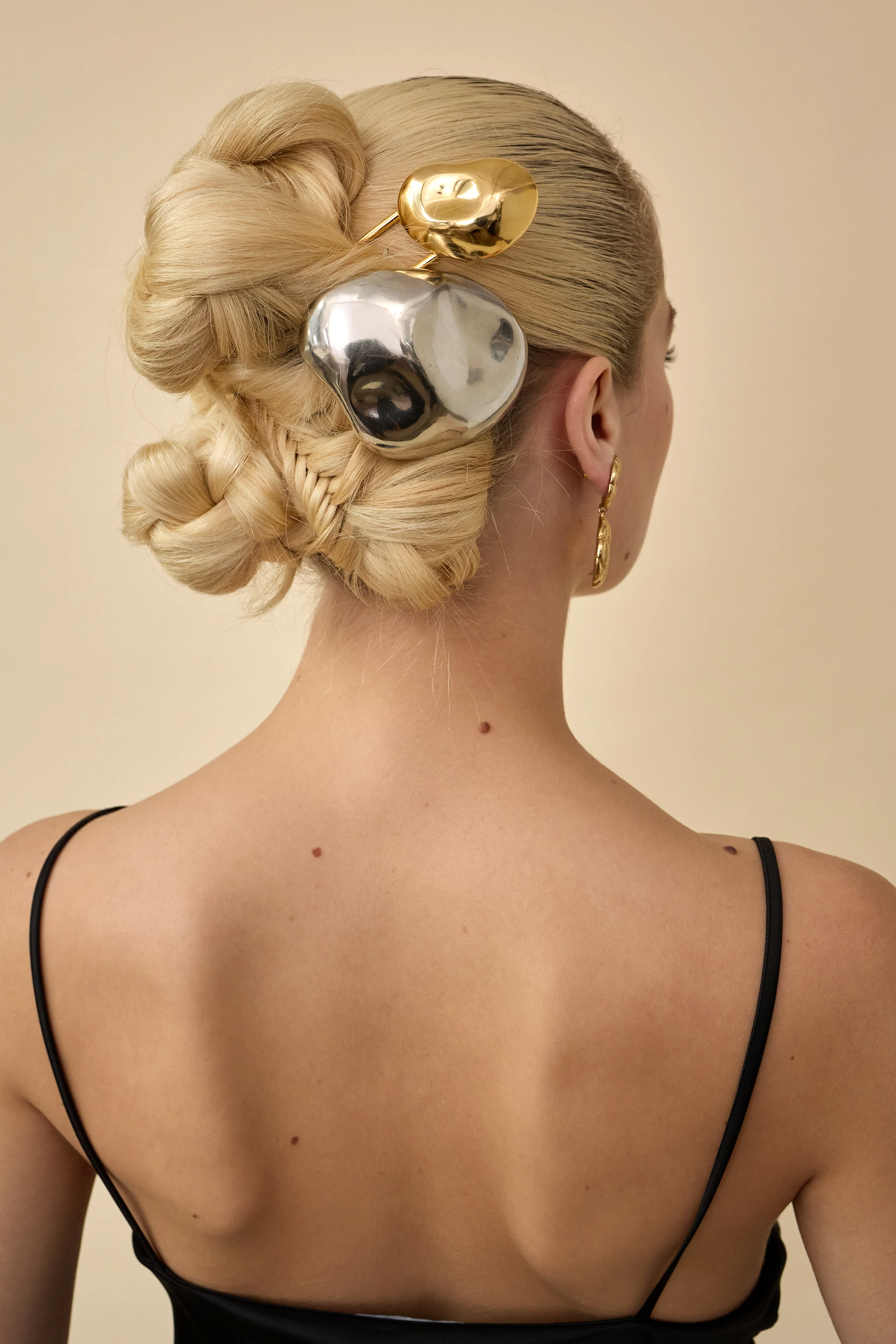 Zoe Mega French Barrette - Image 10