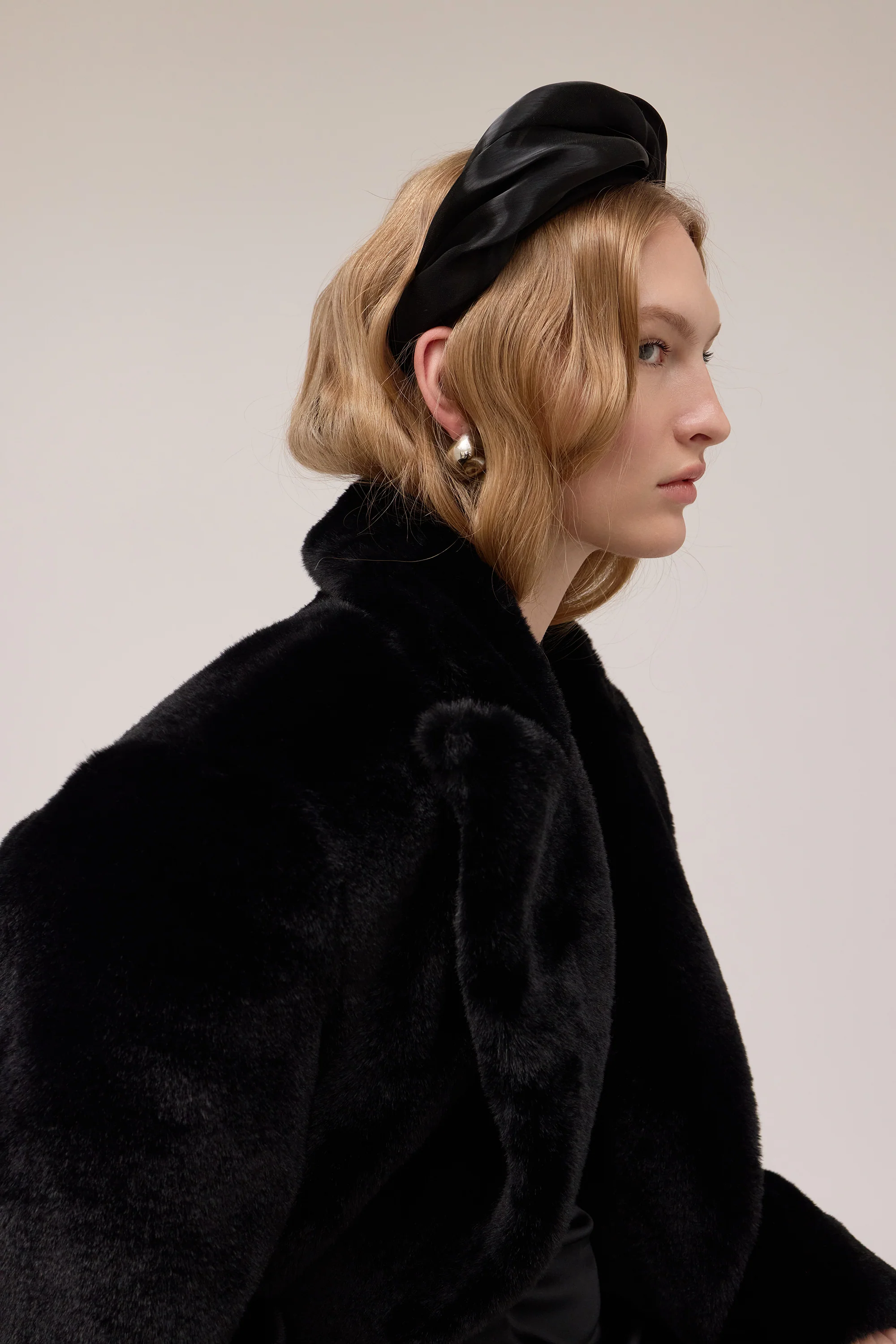 Zoe Petite Stud Earrings - Image 4