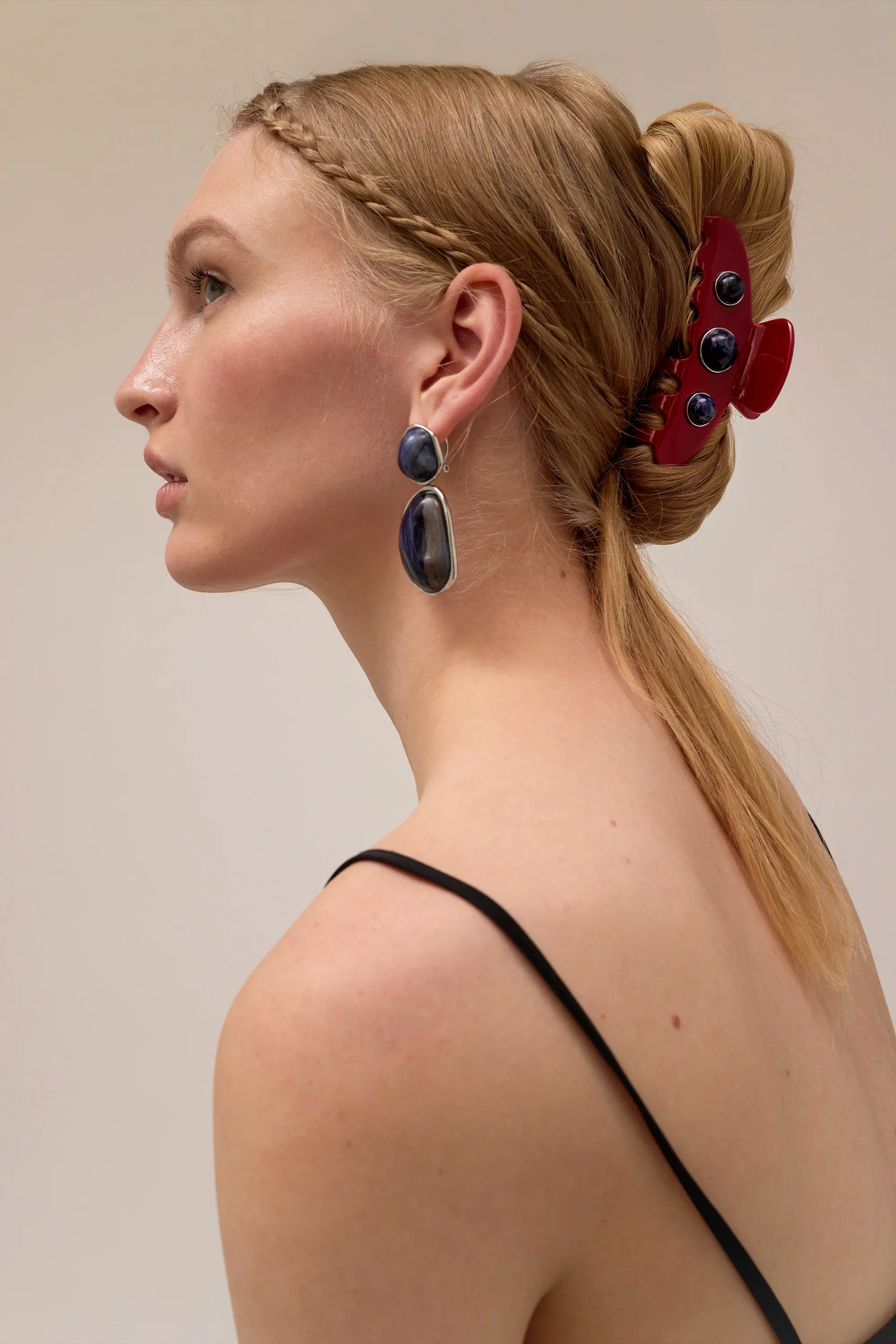 Zoe Stone Drop Earrings - Image 6